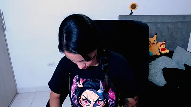 Snapshot of diana__34 chatting on May 22, 11:21 pm diana 34 online show from May 22, 11:21 pm