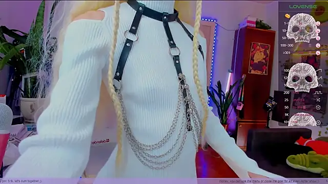 Snapshot of Fridart-house_Fortuna chatting on November 7, 1:44 pm Fridart-house Fortuna online show from November 7, 1:44 pm