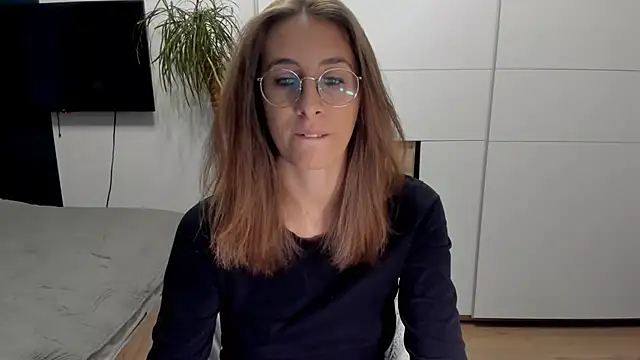 Snapshot of DesireMore90 chatting on June 14, 3:14 pm DesireMore90 online show from June 14, 3:14 pm