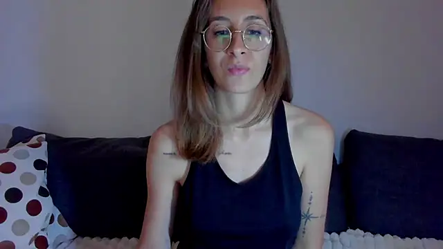 Snapshot of DesireMore90 chatting on June 17, 8:54 pm DesireMore90 online show from June 17, 8:54 pm
