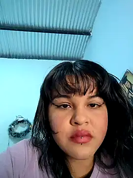 Snapshot of Bellota_22_Fuckme chatting on December 3, 2:19 am Bellota 22 Fuckme online show from December 3, 2:19 am