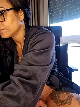 Allana Squirt online show from April 12, 9:36 am