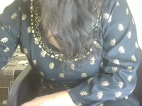 Lusty Wife1 online show from September 27, 8:08 am