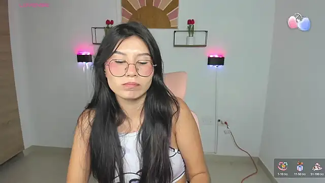 emily villamil online show from February 11, 8:25 pm