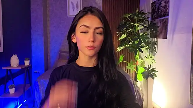 Snapshot of Coralinnee_ chatting on May 8, 3:01 am Coralinnee online show from May 8, 3:01 am