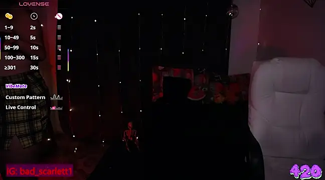 Snapshot of bad_scarlett1 chatting on March 12, 12:31 am bad scarlett1 online show from March 12, 12:31 am