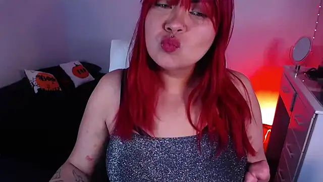 Snapshot of bad_scarlett1 chatting on November 2, 11:40 pm bad scarlett1 online show from November 2, 11:40 pm