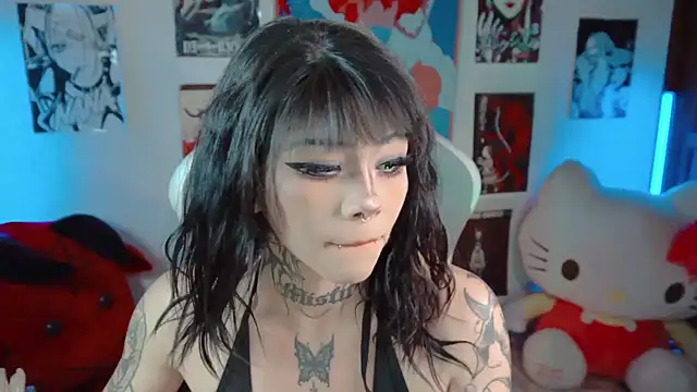 Deadly Doll online show from September 27, 8:36 pm