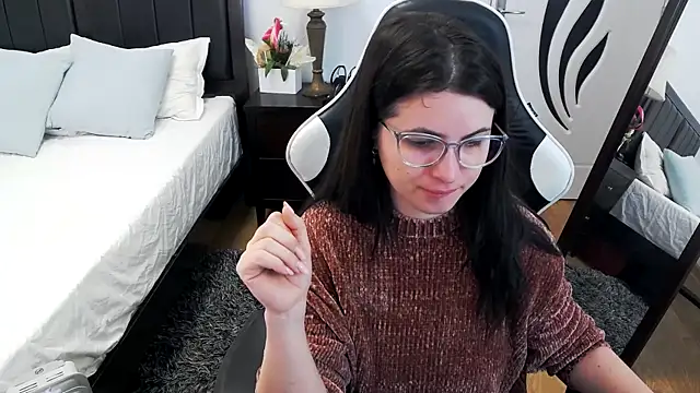 AmyPure  online show from March 31, 5:19 am