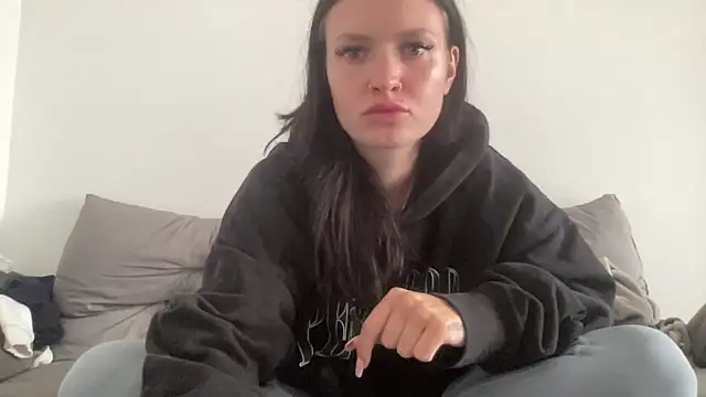 mariemelissah online show from March 2, 11:06 am