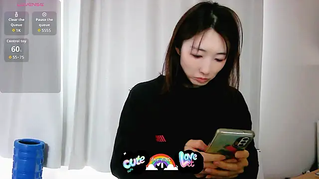 Love me Eri  online show from January 10, 12:23 am