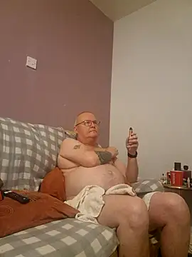 FriendlyDave online show from January 28, 12:26 am