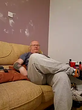 FriendlyDave online show from March 12, 10:28 pm