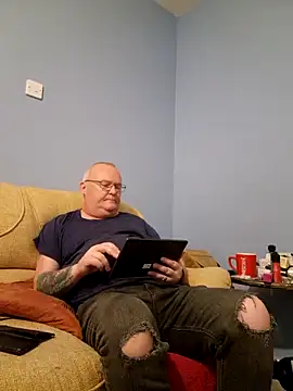 FriendlyDave online show from March 16, 10:09 pm