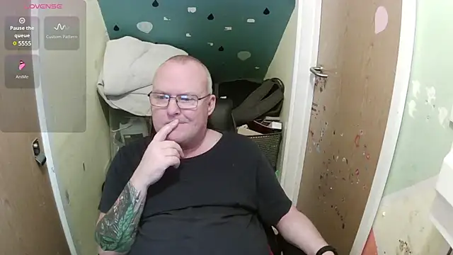 FriendlyDave online show from March 18, 6:48 pm