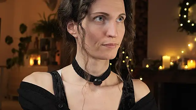 yulladao online show from December 19, 5:09 pm