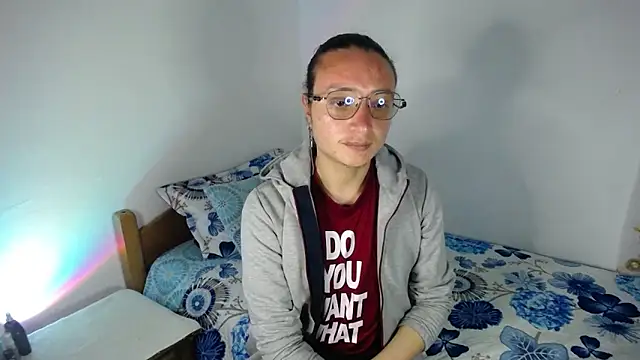 monkeywillwhite online show from March 4, 3:34 am