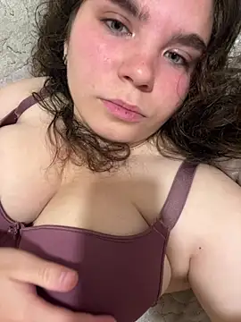 Snapshot of Mia_Brackenridge26 chatting on August 2, 9:52 am Mia Brackenridge26 online show from August 2, 9:52 am