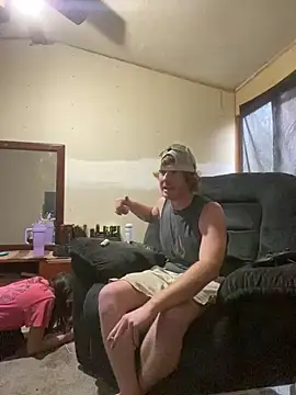 hottestcouplevaa online show from December 28, 9:08 pm