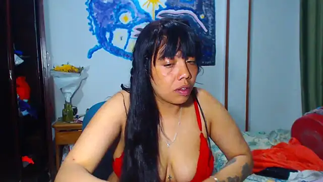 Snapshot of AmaraRoberts420 chatting on March 13, 1:23 am AmaraRoberts420 online show from March 13, 1:23 am