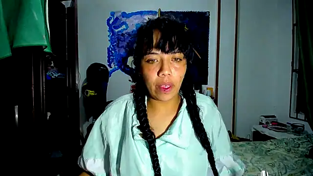Snapshot of AmaraRoberts420 chatting on May 14, 1:56 am AmaraRoberts420 online show from May 14, 1:56 am