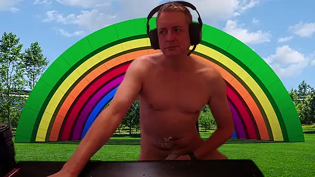 JulioMaximus online show from March 27, 4:18 pm