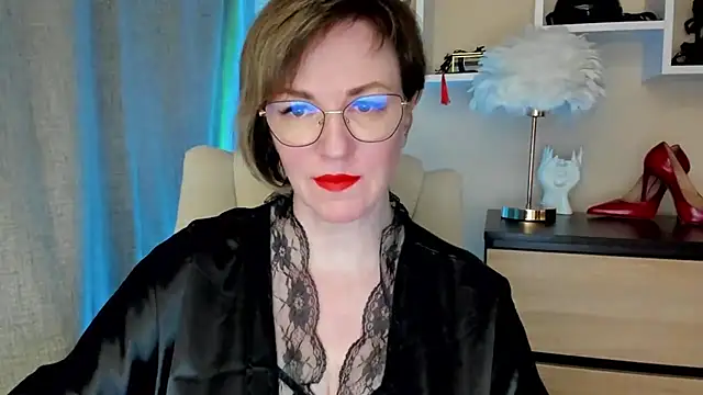 feliziaDesire online show from April 11, 3:11 am