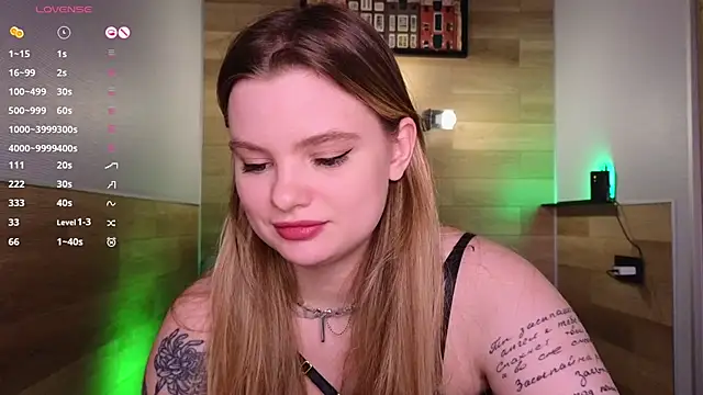 Snapshot of Hottie_Jane chatting on January 25, 5:19 pm Hottie Jane online show from January 25, 5:19 pm