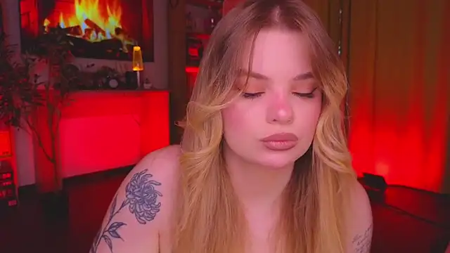 Snapshot of Hottie_Jane chatting on November 16, 7:03 am Hottie Jane online show from November 16, 7:03 am