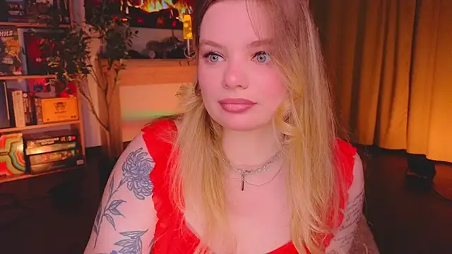 Snapshot of Hottie_Jane chatting on November 29, 2:09 pm Hottie Jane online show from November 29, 2:09 pm