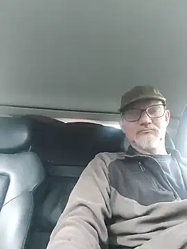 Snapshot of Carsexcar chatting on July 7, 7:29 pm Carsexcar online show from July 7, 7:29 pm