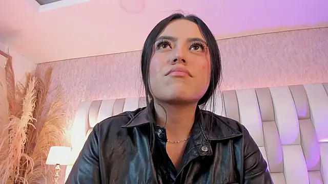 Rebeca jones online show from February 18, 12:12 pm