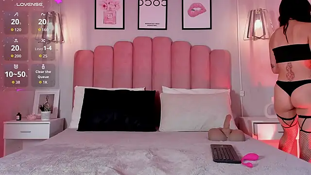 Snapshot of Ashleyy_piink chatting on April 30, 4:13 pm Ashleyy piink online show from April 30, 4:13 pm