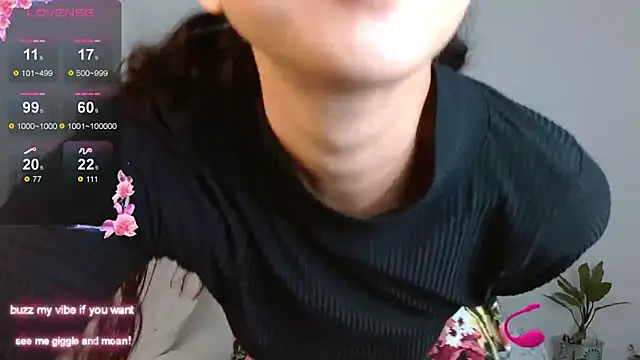 Snapshot of Nayade chatting on September 14, 11:59 pm Nayade online show from September 14, 11:59 pm