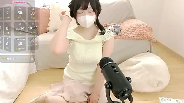 Snapshot of Ran_happy chatting on May 20, 12:39 am Ran happy online show from May 20, 12:39 am