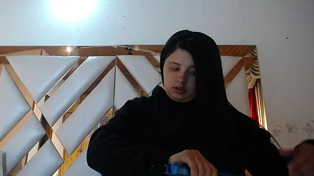 nathaly low1 online show from April 9, 12:54 pm