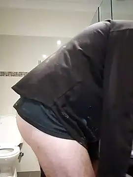 stiffandlubedxh online show from February 7, 9:26 pm