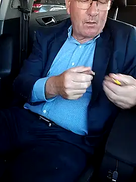 stiffandlubedxh online show from March 3, 7:32 am