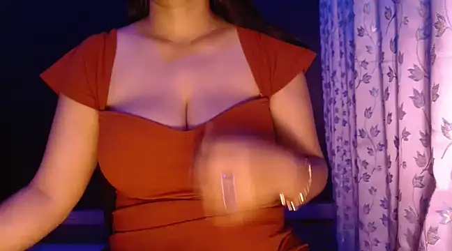 janifer001 online show from February 24, 1:35 am