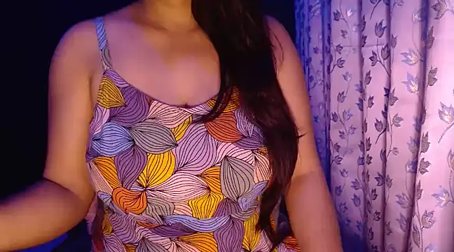 janifer001 online show from March 2, 2:08 am