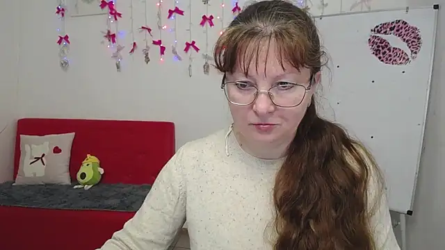 Snapshot of VanessaHotts chatting on April 22, 5:10 am VanessaHotts online show from April 22, 5:10 am