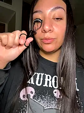 BustiBunny69 online show from November 18, 2:50 am