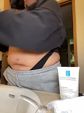 BustiBunny69 online show from March 13, 7:15 am