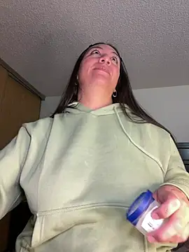 BustiBunny69 online show from March 18, 2:37 am