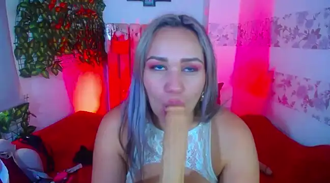paula brausin online show from December 30, 4:40 pm