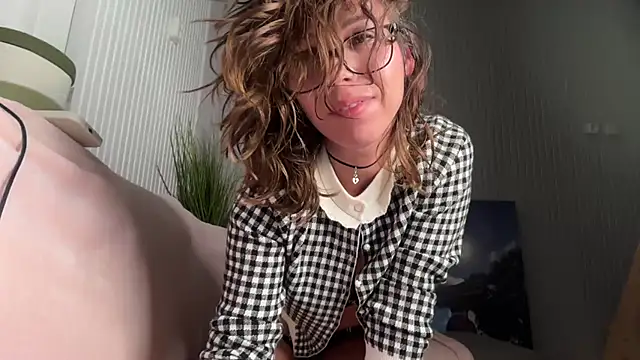 21sweetSunny online show from November 28, 8:11 pm