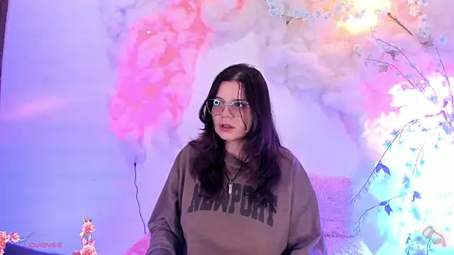 Snapshot of Mey_moon chatting on January 26, 8:23 pm Mey moon online show from January 26, 8:23 pm