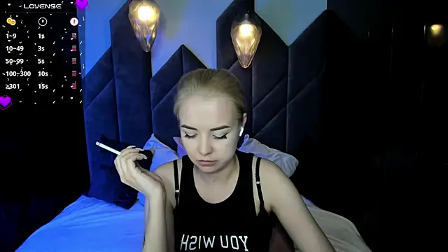 Snapshot of StephanieSweety chatting on January 21, 5:41 pm StephanieSweety online show from January 21, 5:41 pm