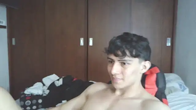 aresholland online show from November 19, 7:47 pm