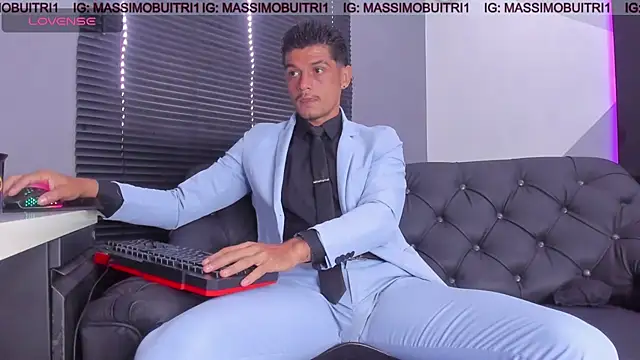Snapshot of massimo_g chatting on April 27, 1:42 pm massimo g online show from April 27, 1:42 pm